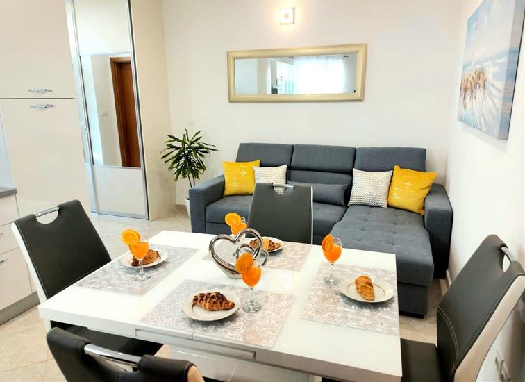 Apartment A2, for 4 persons