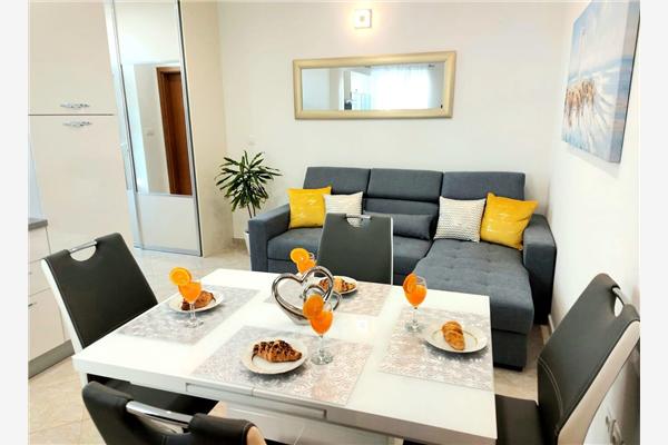 Apartment A2, for 4 persons