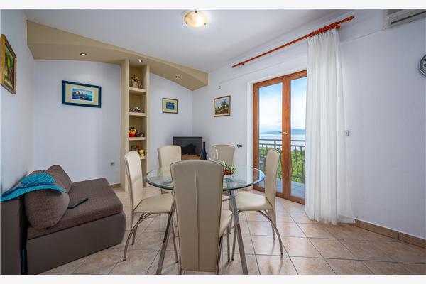 Apartment A4, for 5 persons