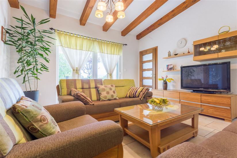 House K1, for 10 persons