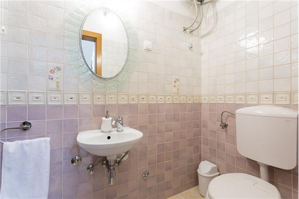 House K1, for 10 persons