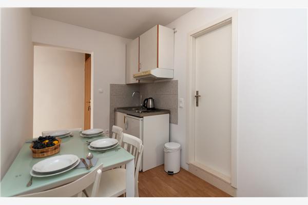 Apartment A6, for 4 persons