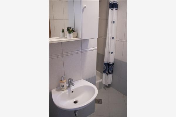 Apartment A8, for 4 persons