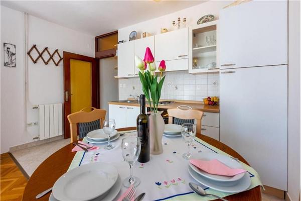 Apartment A1, for 4 persons