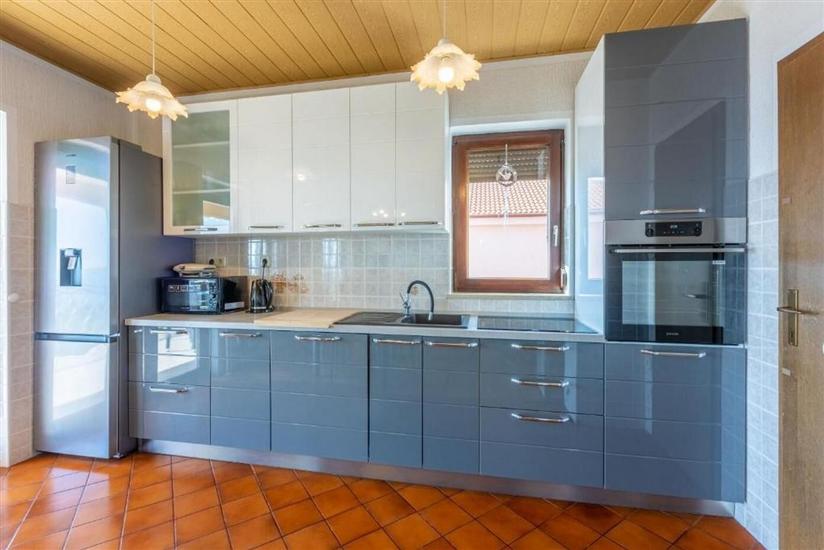 Apartment A1, for 6 persons