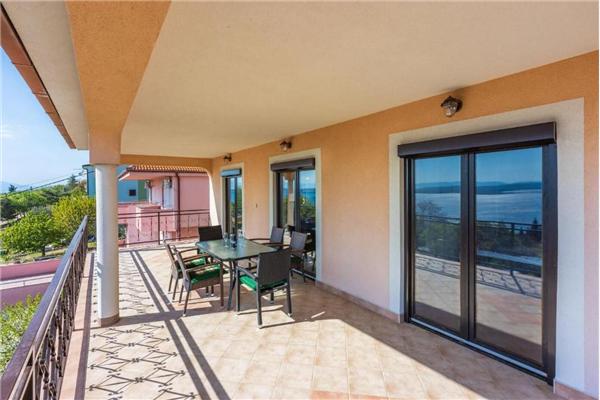 Apartment A1, for 6 persons