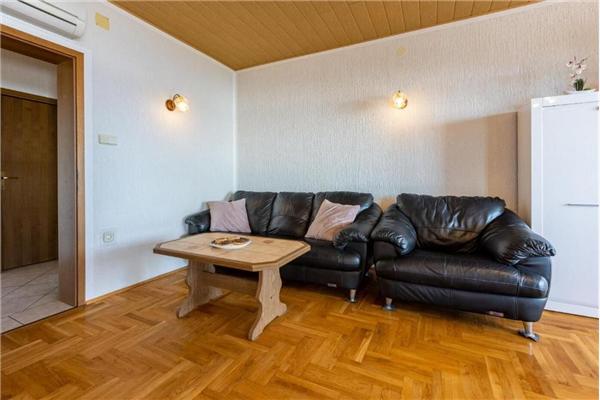 Apartment A1, for 6 persons