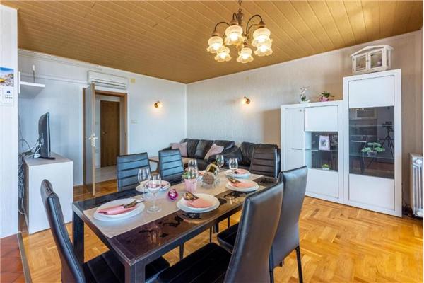 Apartment A1, for 6 persons