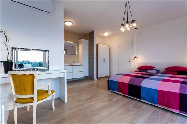 House K1, for 8 persons