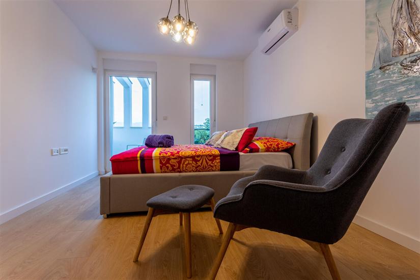 House K1, for 8 persons