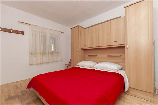 Apartment A1, for 6 persons