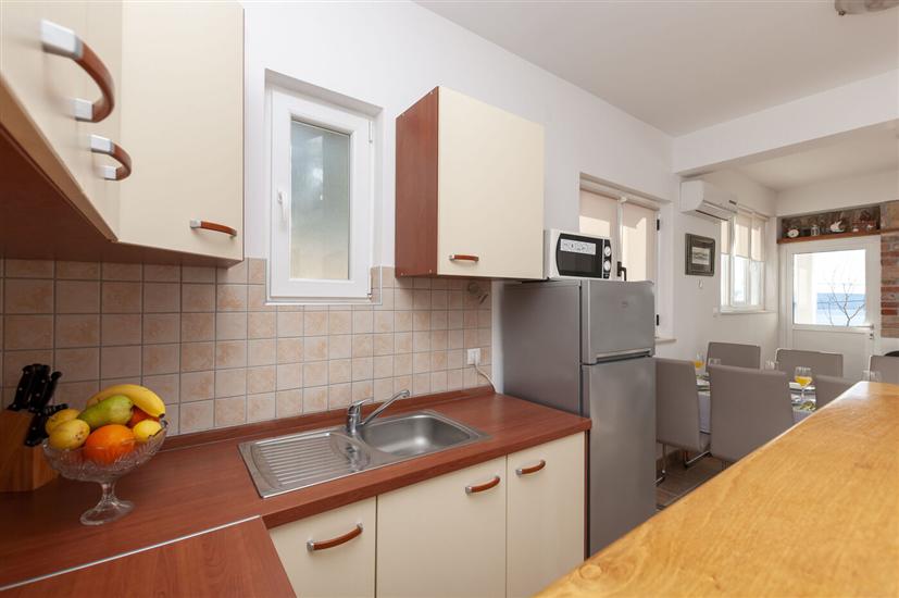 Apartment A1, for 6 persons