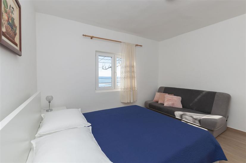 Apartment A4, for 6 persons