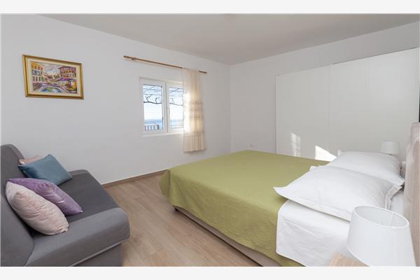 Apartment A4, for 6 persons