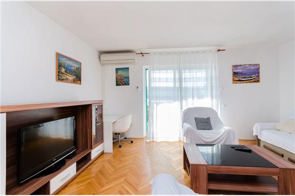Apartment A3, for 6 persons