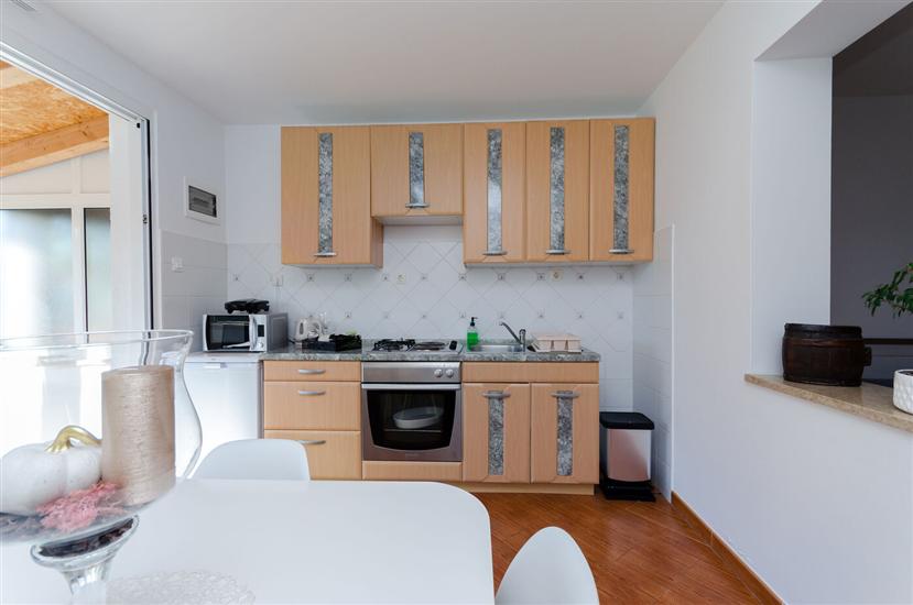Apartment A4, for 3 persons