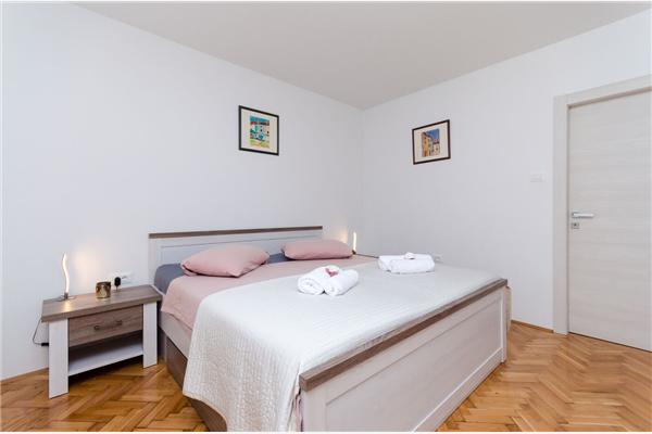 Apartment A4, for 3 persons