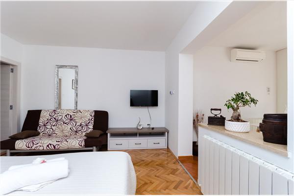 Apartment A4, for 3 persons