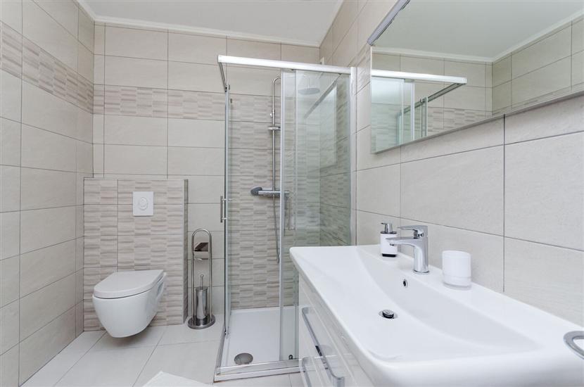 Apartment A4, for 3 persons