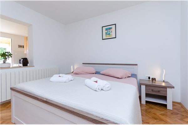 Apartment A4, for 3 persons