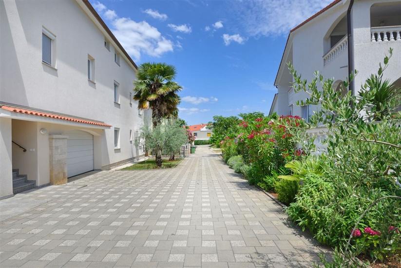 Apartment Paradiso 3