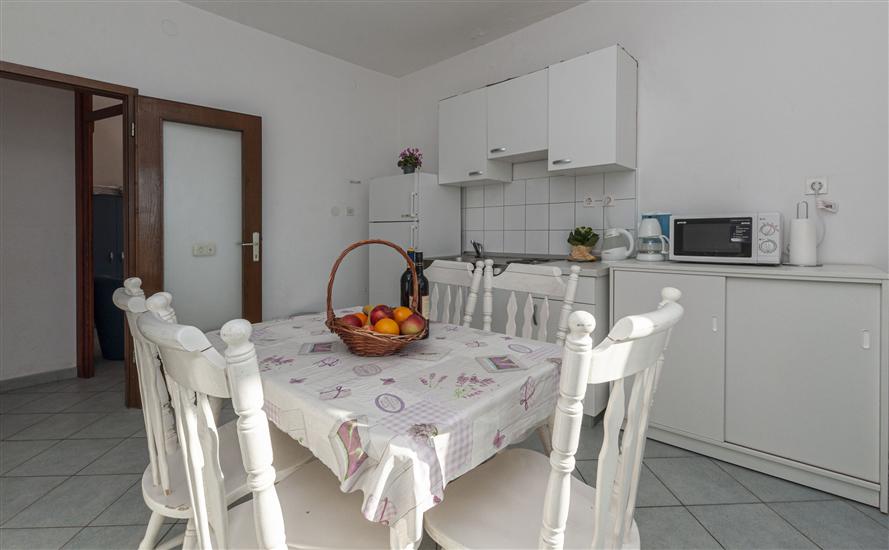 Apartment A1, for 4 persons