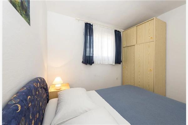 Apartment A2, for 5 persons