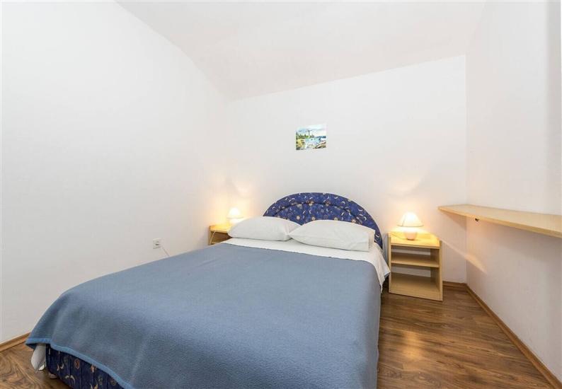 Apartment A2, for 5 persons