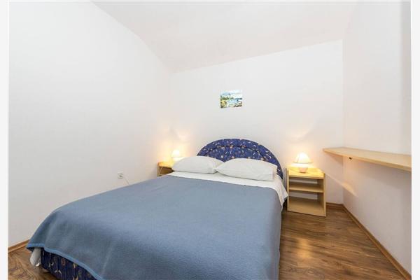 Apartment A2, for 5 persons