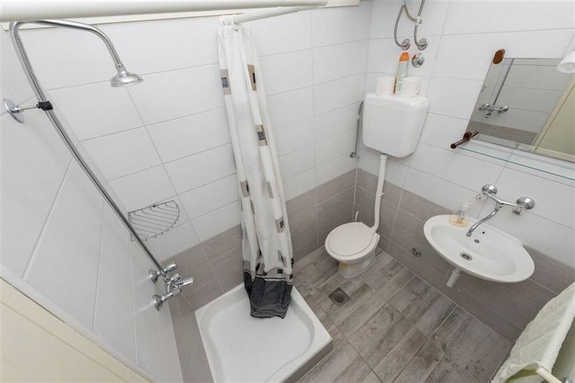 Apartment A3, for 5 persons