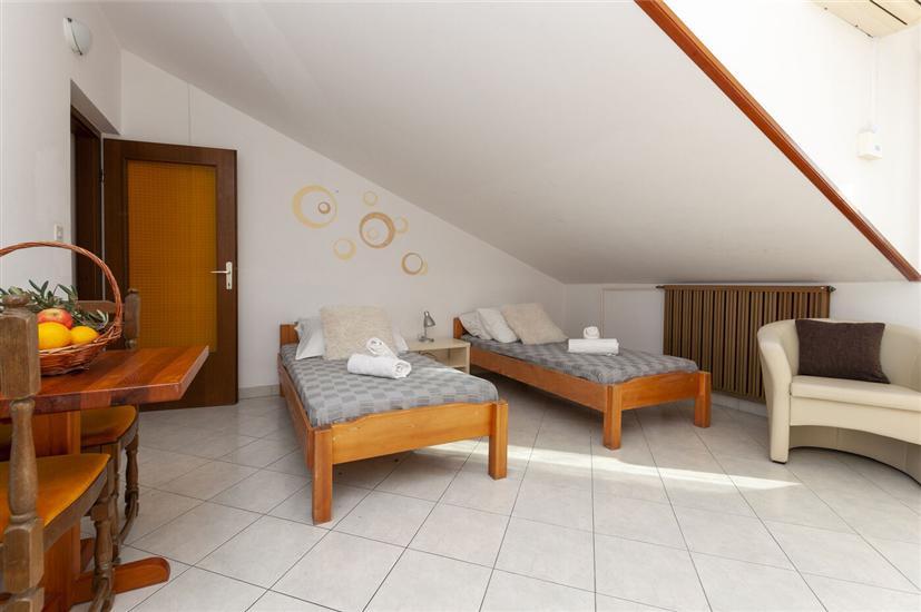 Apartment A5, for 2 persons