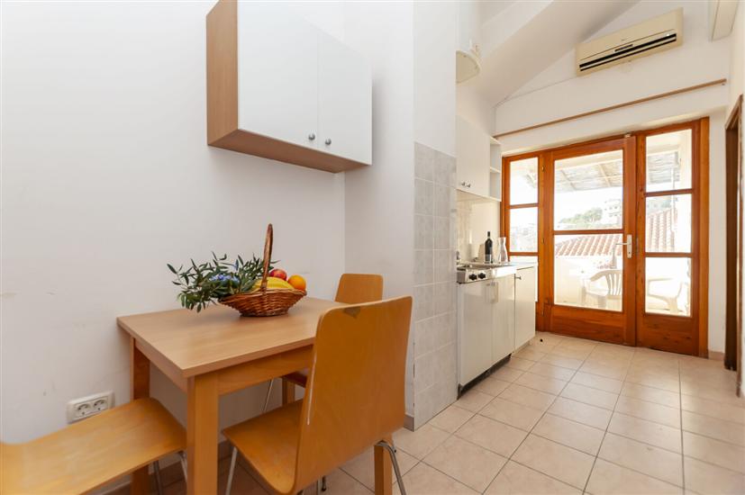 Apartment A6, for 4 persons