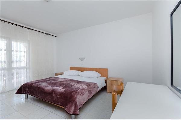 Apartment A1, for 6 persons