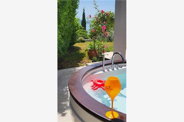 Apartment A1, for 3 persons