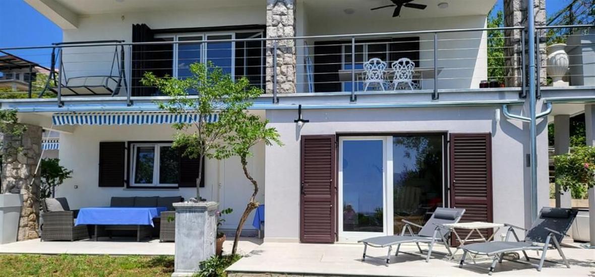Apartments Livingston