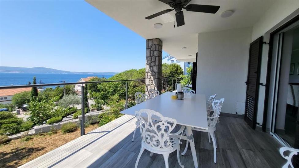 Apartments Livingston