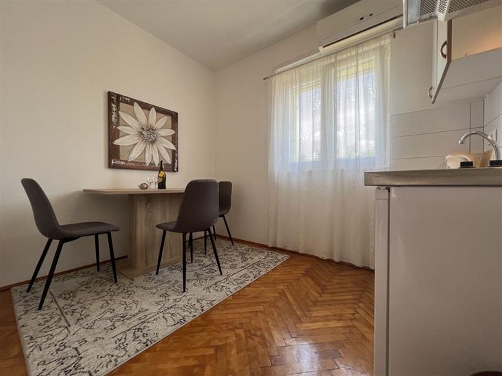 Apartman A2, za 3 osoba/e