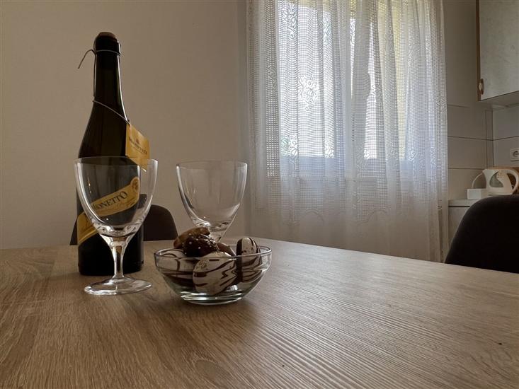 Apartman A2, za 3 osoba/e