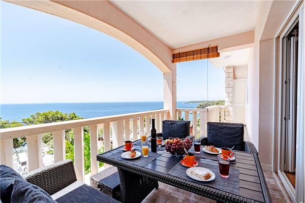 Apartment A3, for 5 persons