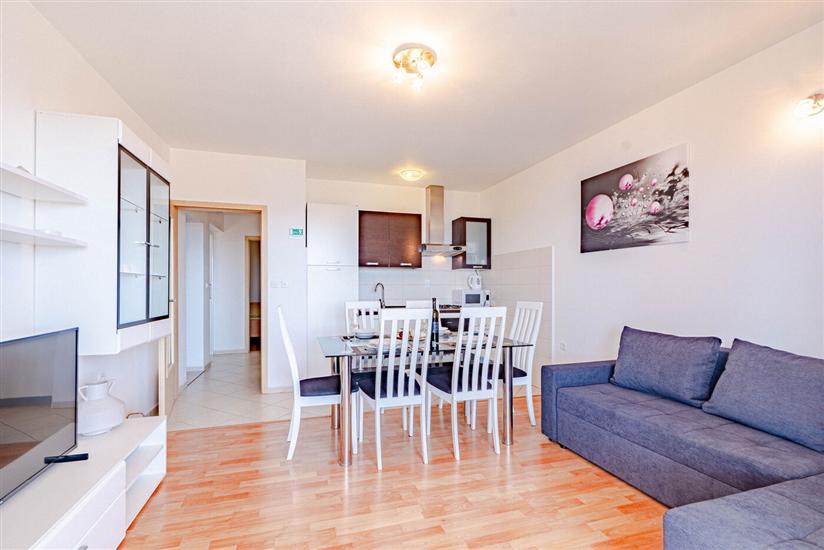 Apartment A3, for 5 persons