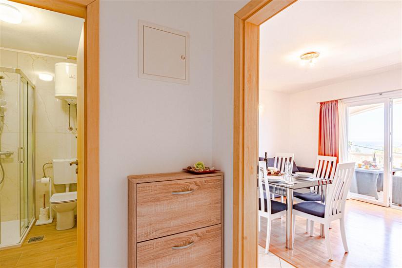 Apartment A3, for 5 persons