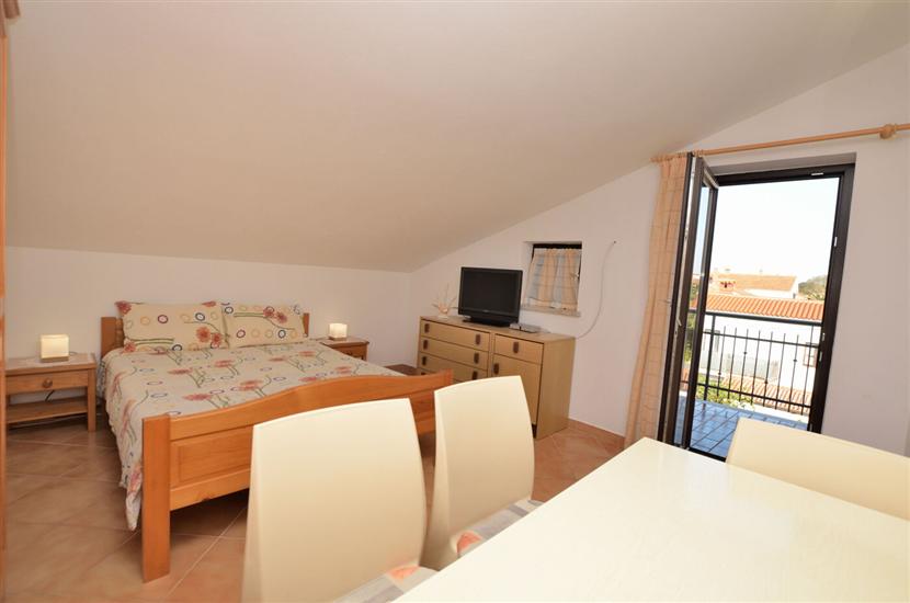 Apartment A2, for 4 persons