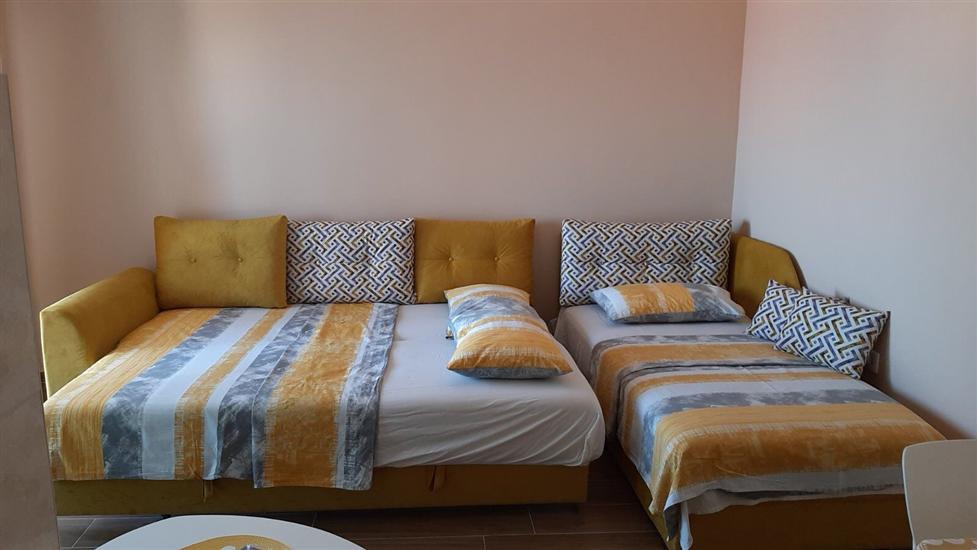 Apartment A5, for 5 persons