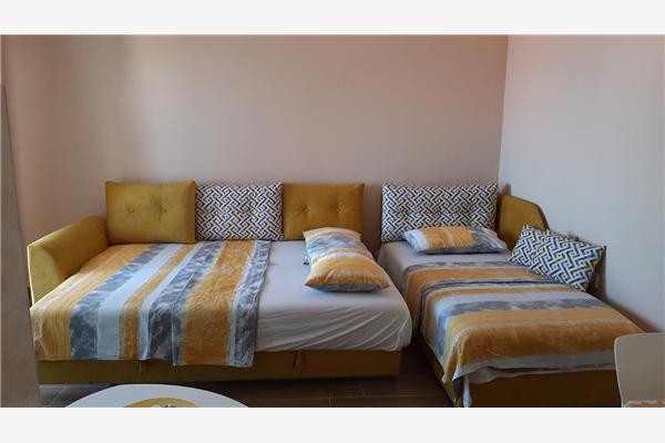 Apartment A5, for 5 persons