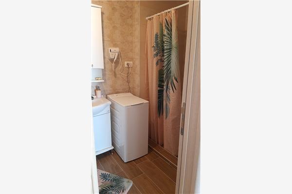 Apartment A5, for 5 persons