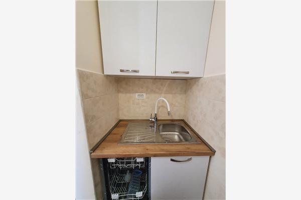 Apartment A5, for 5 persons