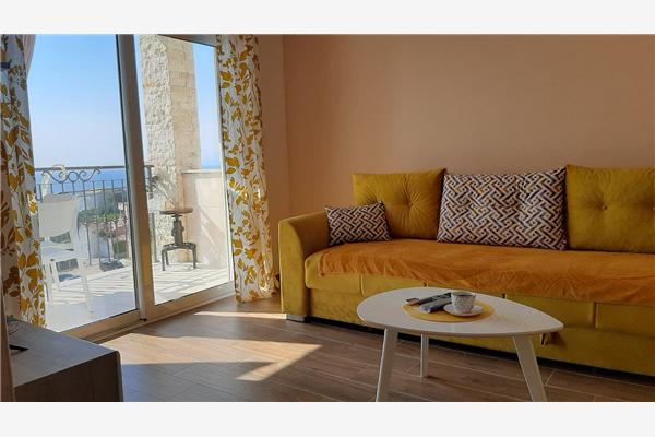 Apartment A5, for 5 persons