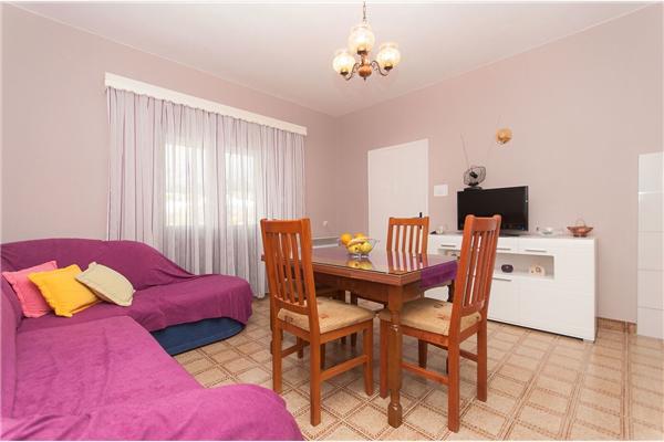 Apartment A1, for 7 persons