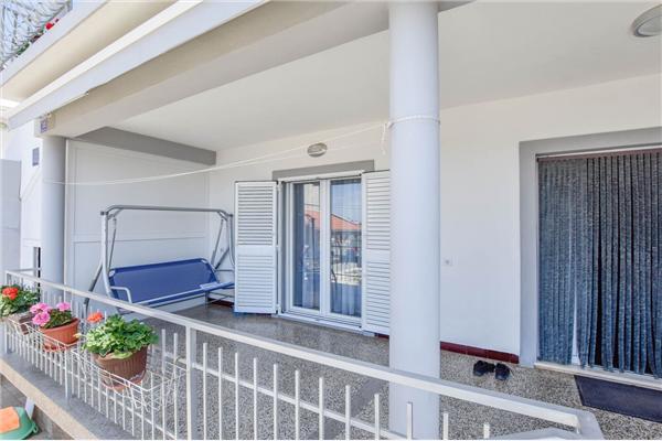 Apartment A1, for 7 persons