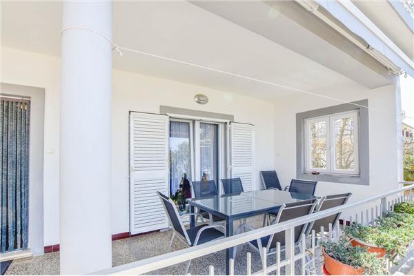 Apartment A1, for 7 persons